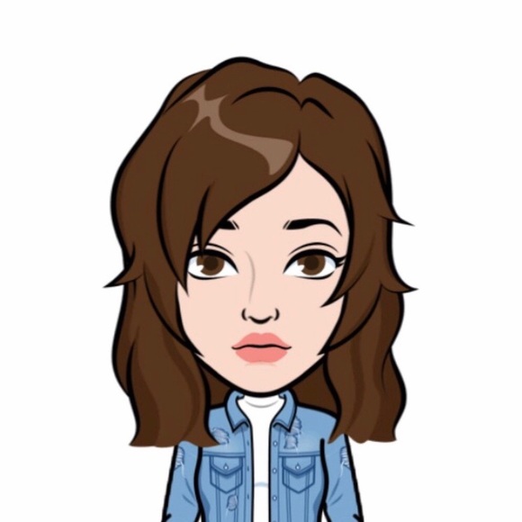 Welcome to My Closet! - Picture 1 of 7